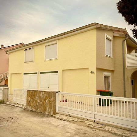Casa Mare Rtina Garten Zwei Baeder Eg 外观 照片