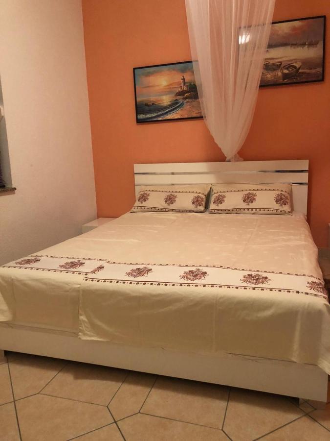 Casa Mare Rtina Garten Zwei Baeder Eg 外观 照片